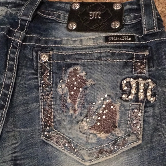 Miss Me—Signature Skinny Jean - Picture 3 of 7